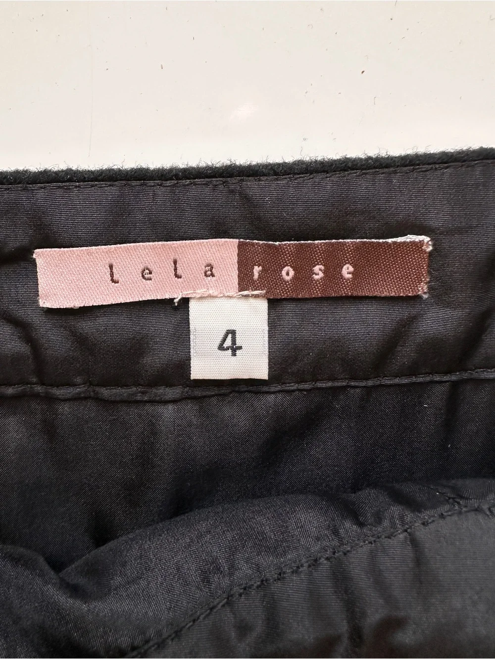 Lela Rose Black Ruffle Pencil Skirt Size 4 - 90% Wool Cashmere Quiet Luxury USA - Picture 2 of 8